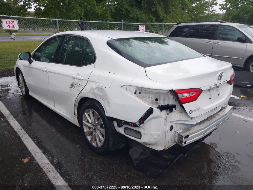 2018 TOYOTA CAMRY LE/SE/XLE/L - 4T1B11HKXJU072315