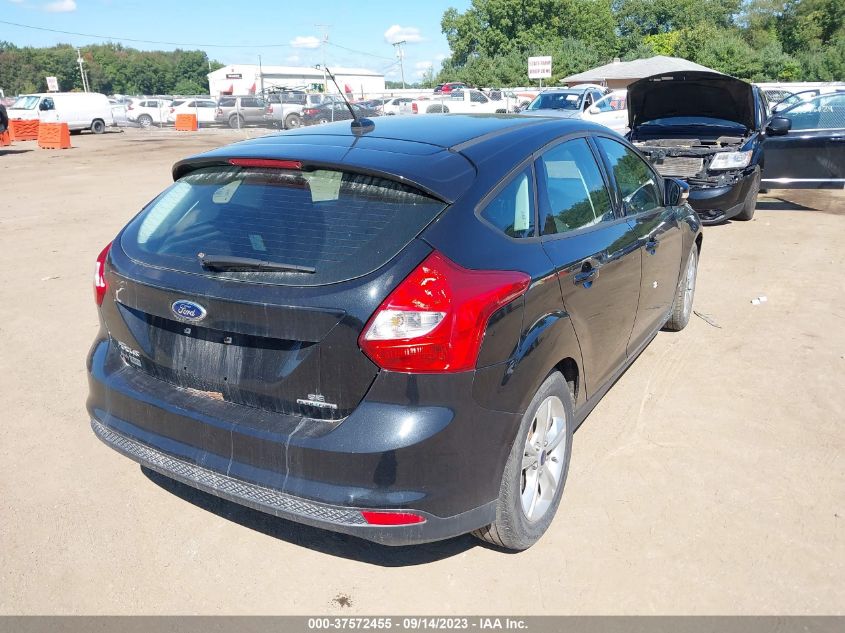 2014 FORD FOCUS SE - 1FADP3K22EL347984