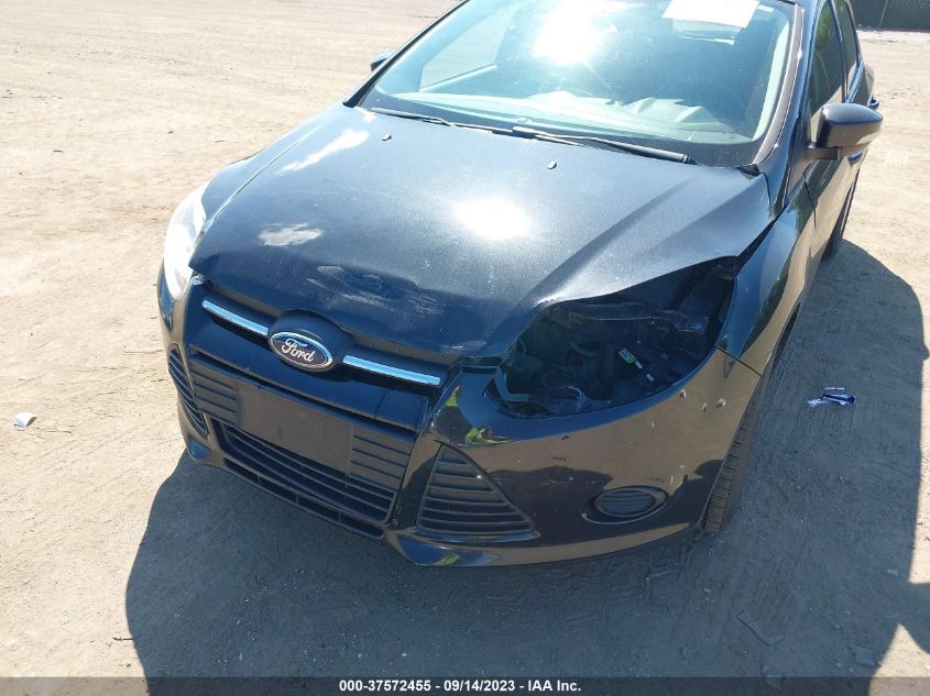 2014 FORD FOCUS SE - 1FADP3K22EL347984