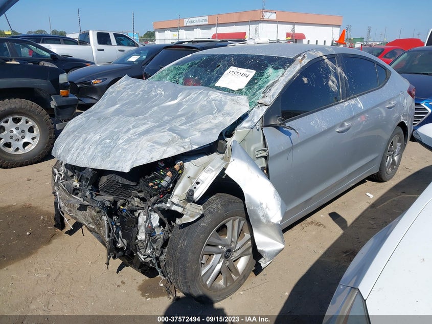 VIN 5NPD84LF0KH435821 2019 HYUNDAI ELANTRA SEL
