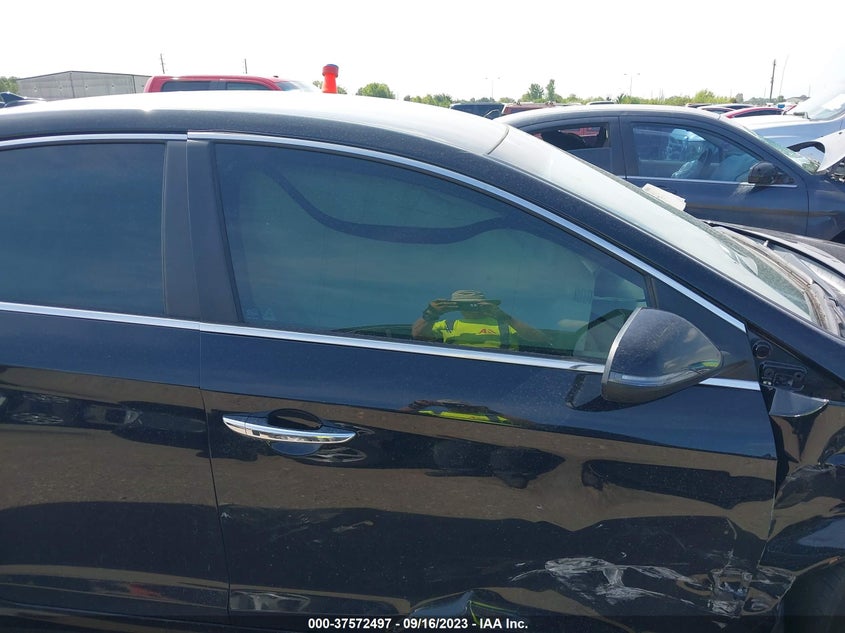 VIN 5NPE34AF4KH729292 2019 HYUNDAI SONATA SEL