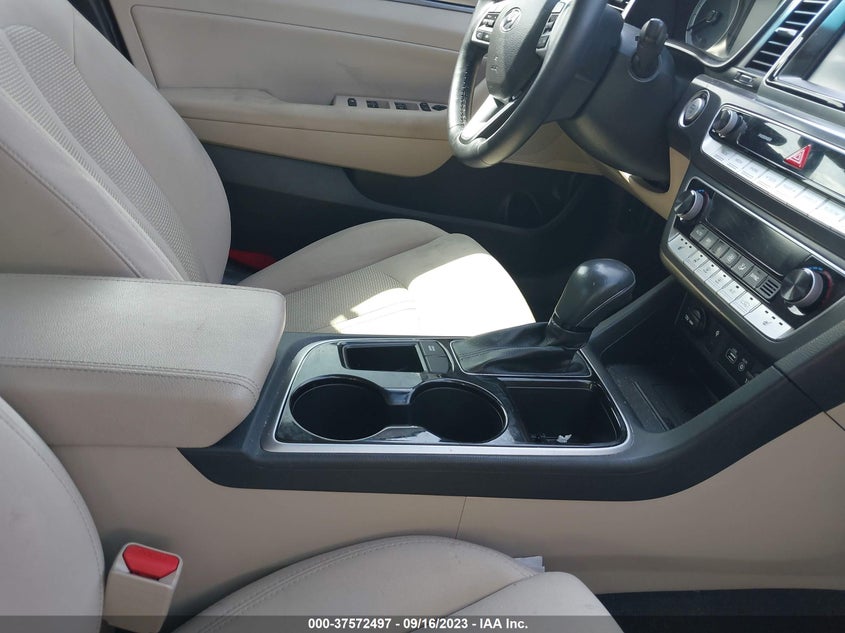 VIN 5NPE34AF4KH729292 2019 HYUNDAI SONATA SEL