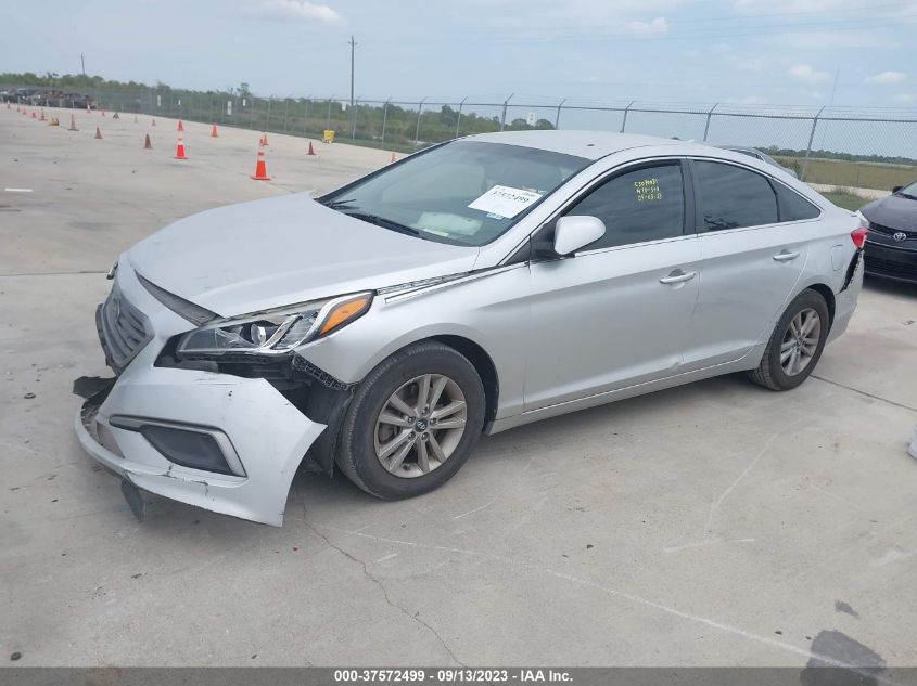 2016 HYUNDAI SONATA 2.4L SE - 5NPE24AF1GH377072