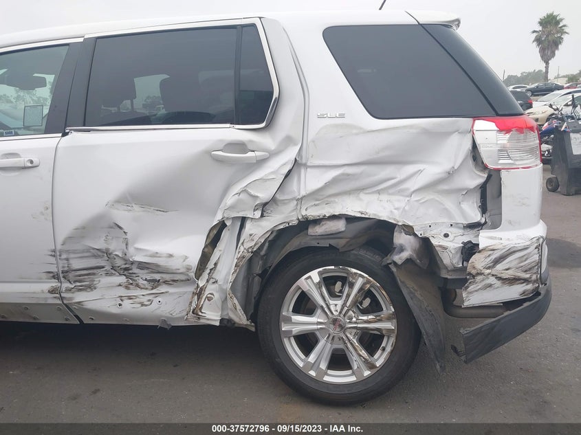 VIN 2GKALMEK1H6144323 2017 GMC TERRAIN SLE