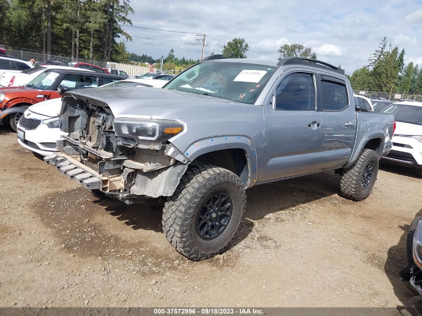 3TMCZ5AN4MM431809 Toyota Tacoma 4wd SR/SR5/TRD SPORT 2