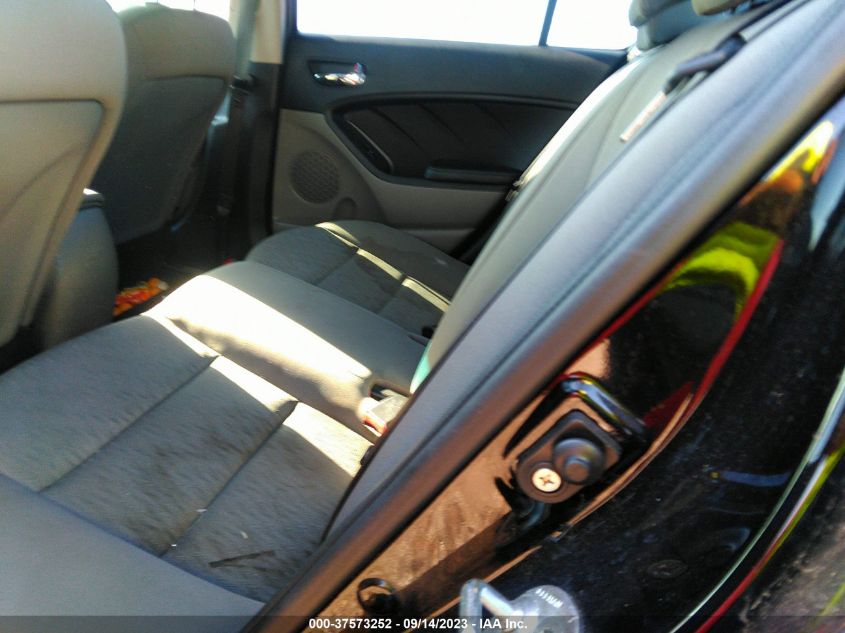 2015 KIA FORTE LX - KNAFK4A60F5260776