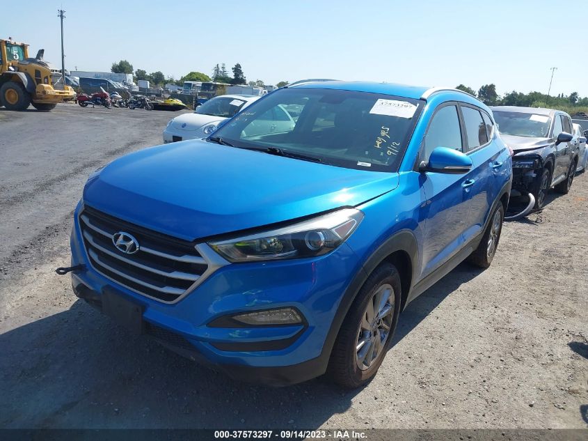 2017 HYUNDAI TUCSON SE PLUS - KM8J33A45HU491907