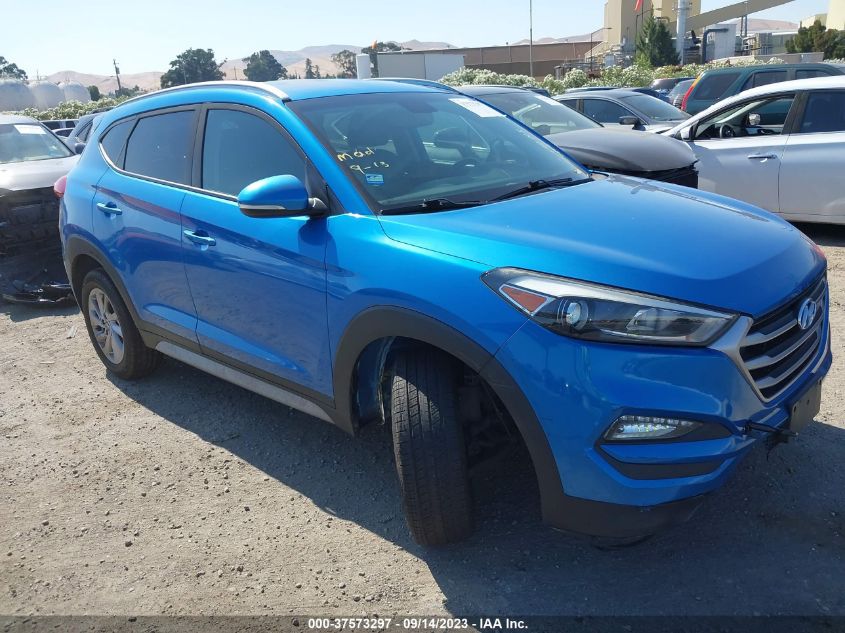 2017 HYUNDAI TUCSON SE PLUS - KM8J33A45HU491907