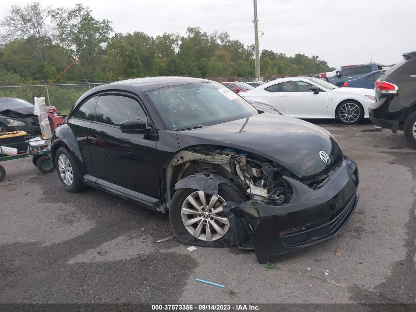 2014 VOLKSWAGEN BEETLE COUPE 2.5L ENTRY - 3VWFP7AT6EM601552