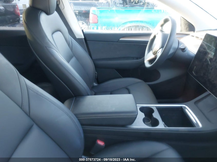 VIN 7SAYGAEE5PF675530 2023 TESLA MODEL Y LONG RANGE