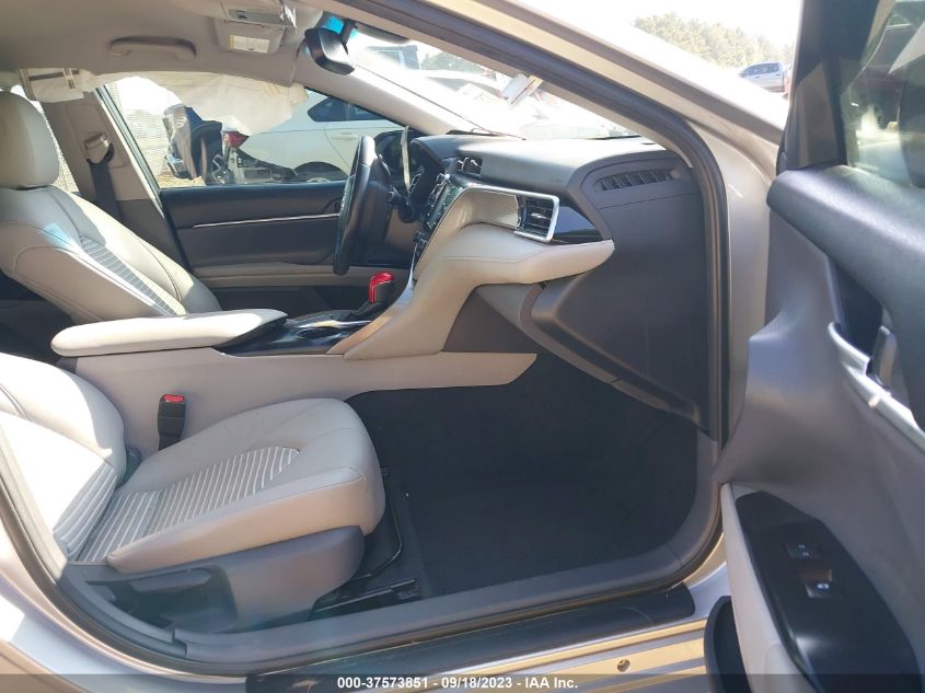 2018 TOYOTA CAMRY LE/SE/XLE/L - 4T1B11HKXJU110819
