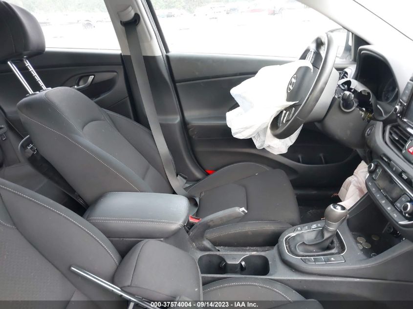 2018 HYUNDAI ELANTRA GT - KMHH35LE4JU011507