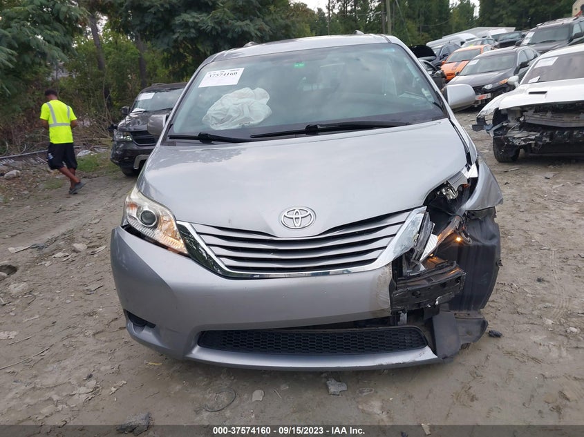 VIN 5TDKZ3DC3HS891866 2017 TOYOTA SIENNA LE
