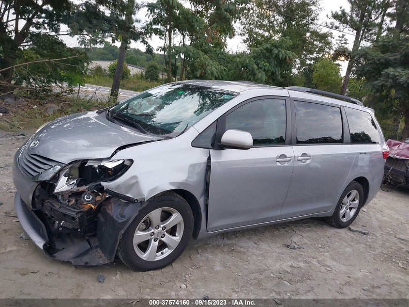 VIN 5TDKZ3DC3HS891866 2017 TOYOTA SIENNA LE