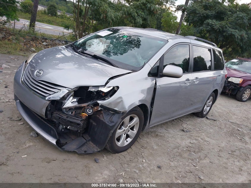 VIN 5TDKZ3DC3HS891866 2017 TOYOTA SIENNA LE