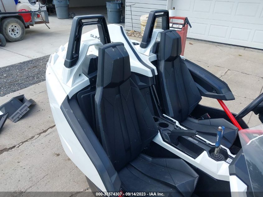 2016 POLARIS SLINGSHOT 57XAAPFA4G7114098