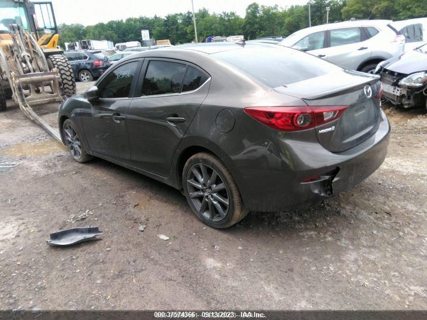 2018 MAZDA MAZDA3 4-DOOR 3MZBN1V30JM174391