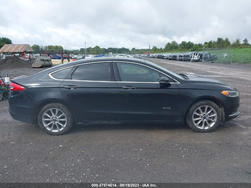 2018 FORD FUSION ENERGI SE - 3FA6P0PU0JR222205