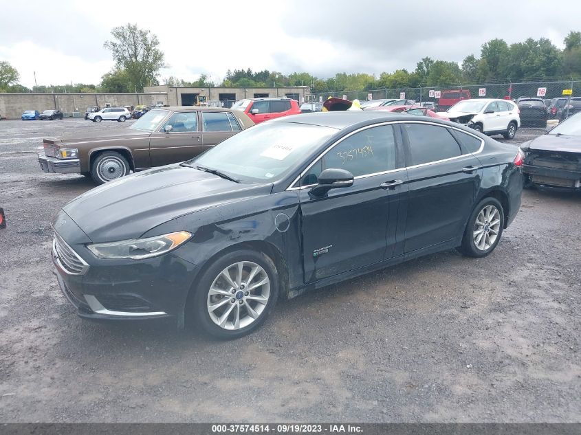 2018 FORD FUSION ENERGI SE - 3FA6P0PU0JR222205