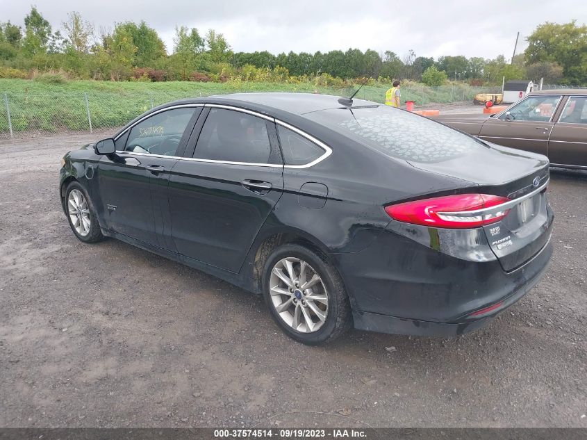 2018 FORD FUSION ENERGI SE - 3FA6P0PU0JR222205