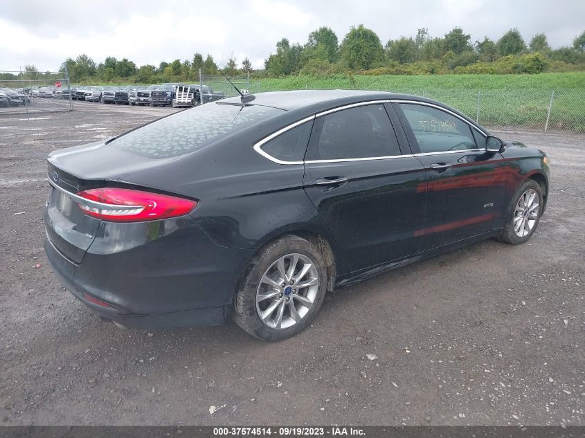 2018 FORD FUSION ENERGI SE - 3FA6P0PU0JR222205