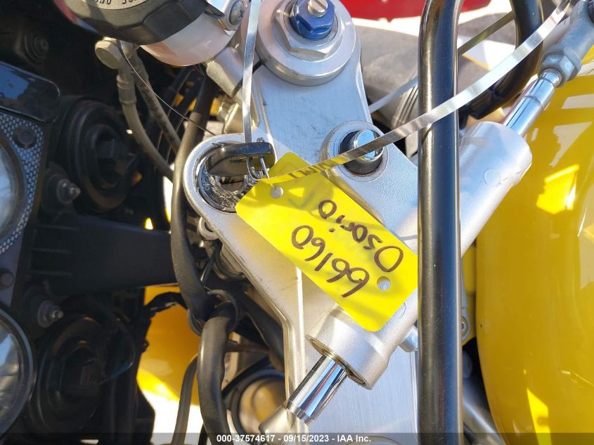 2002 SUZUKI TL1000 R - JS1VT52A922101345