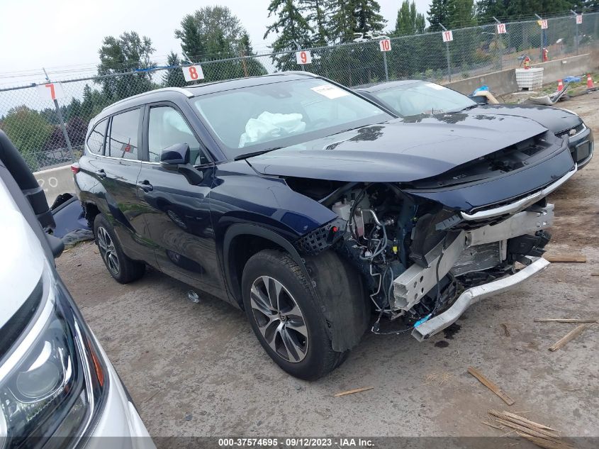 2023 TOYOTA HIGHLANDER XLE - 5TDKDRAH9PS014654