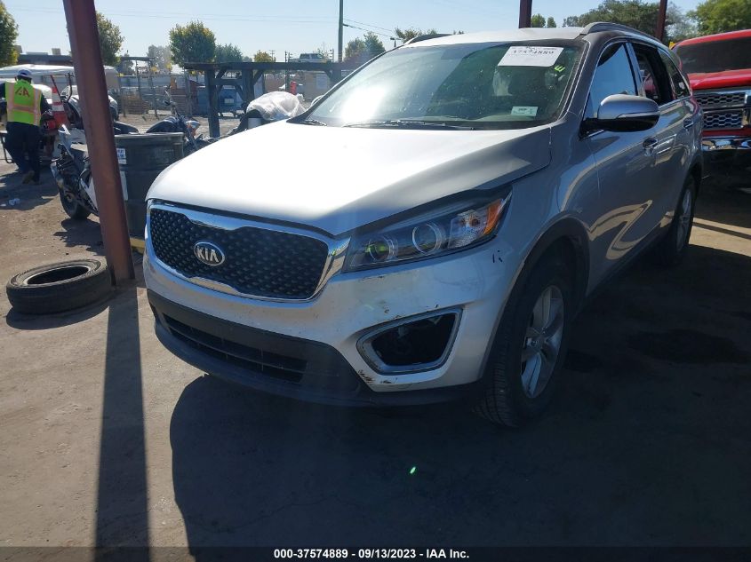 2016 KIA SORENTO LX/L - 5XYPG4A34GG003806