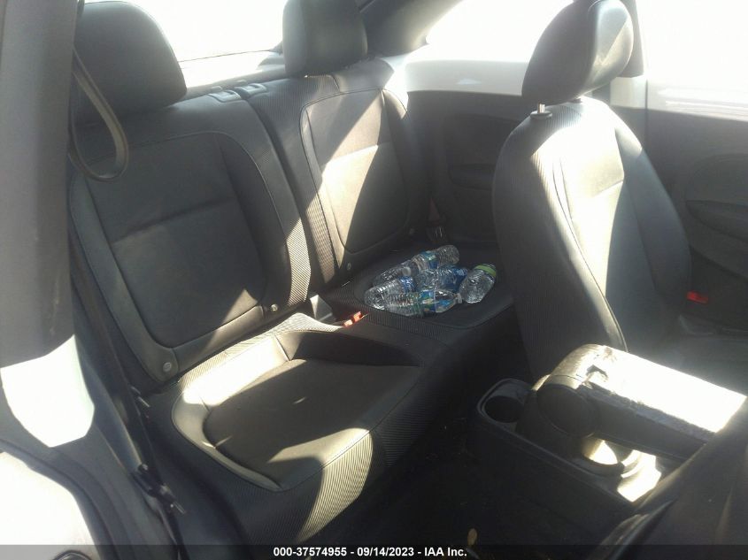 2013 VOLKSWAGEN BEETLE COUPE 2.5L W/SUN - 3VWJX7AT9DM678098