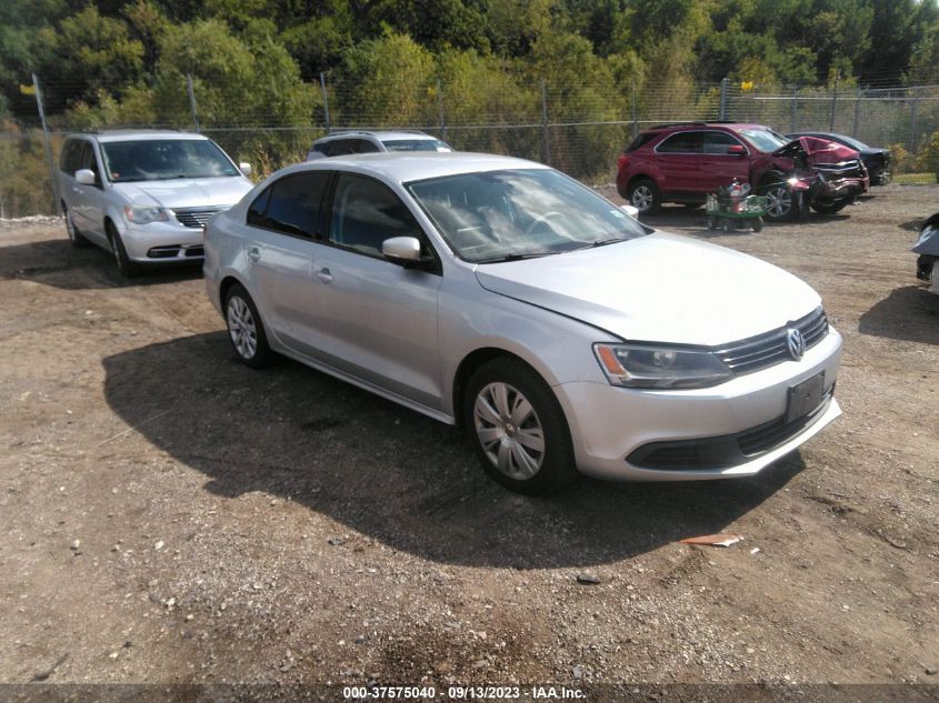 2014 VOLKSWAGEN JETTA SEDAN SE - 3VWD17AJ5EM401446