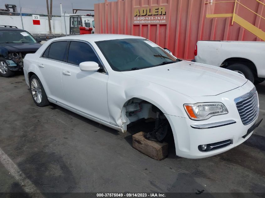2013 CHRYSLER 300 - 2C3CCAAGXDH593894