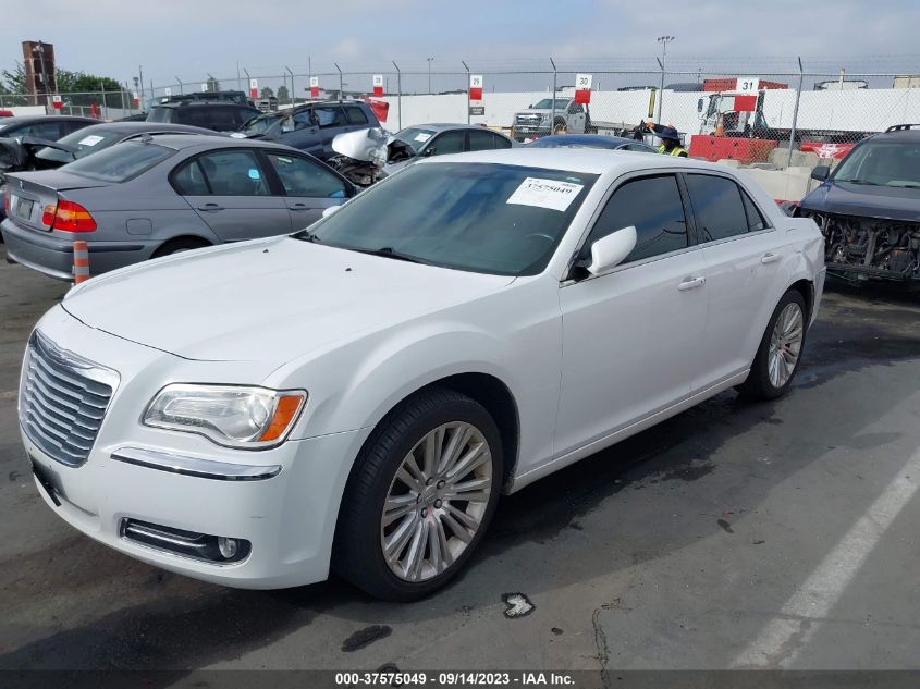 2013 CHRYSLER 300 - 2C3CCAAGXDH593894