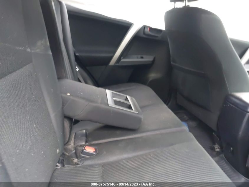2018 TOYOTA RAV4 LE - JTMBFREV0JJ744791