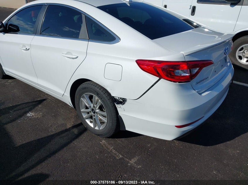 VIN 5NPE24AF5HH555180 2017 HYUNDAI SONATA SE