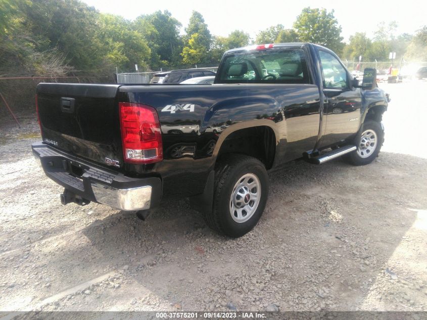 2013 GMC SIERRA 2500HD WORK TRUCK - 1GT02ZCG0DF200080