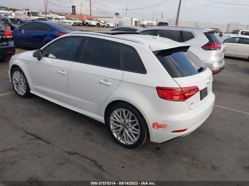 2018 AUDI A3 SPORTBACK E-TRON PREMIUM/TECH PREMIUM WAUUPBFF9JA060288