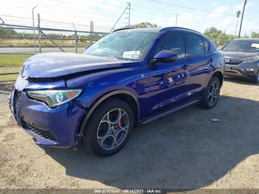 ZASPAKBN6N7D47323 Alfa Romeo Stelvio TI 2