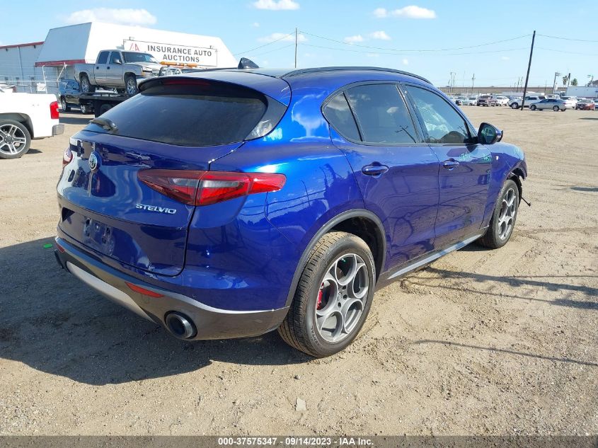 ZASPAKBN6N7D47323 Alfa Romeo Stelvio TI 4