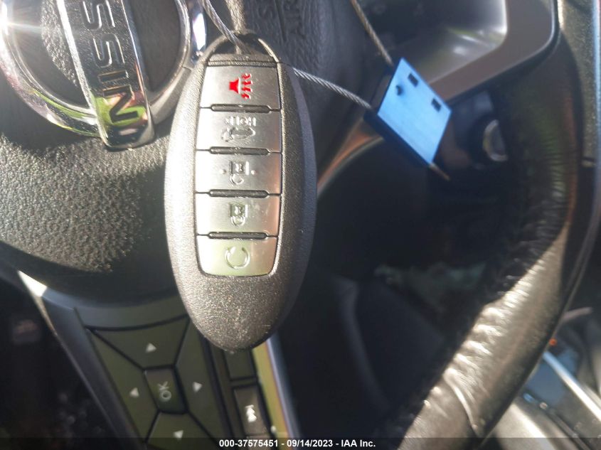 2017 NISSAN ROGUE SV - JN8AT2MT7HW393956