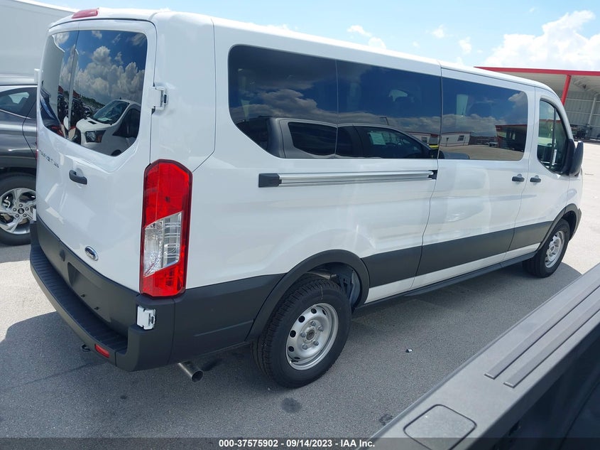 VIN 1FBAX2Y85PKB57418 2023 FORD TRANSIT PASSENGER WAGON XL/XLT