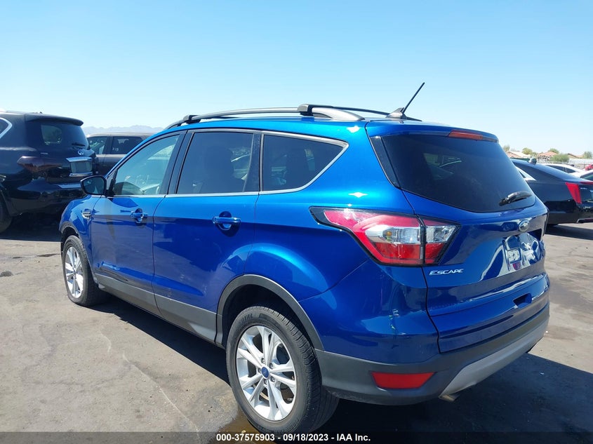 VIN 1FMCU0GD4JUA03337 2018 FORD ESCAPE SE