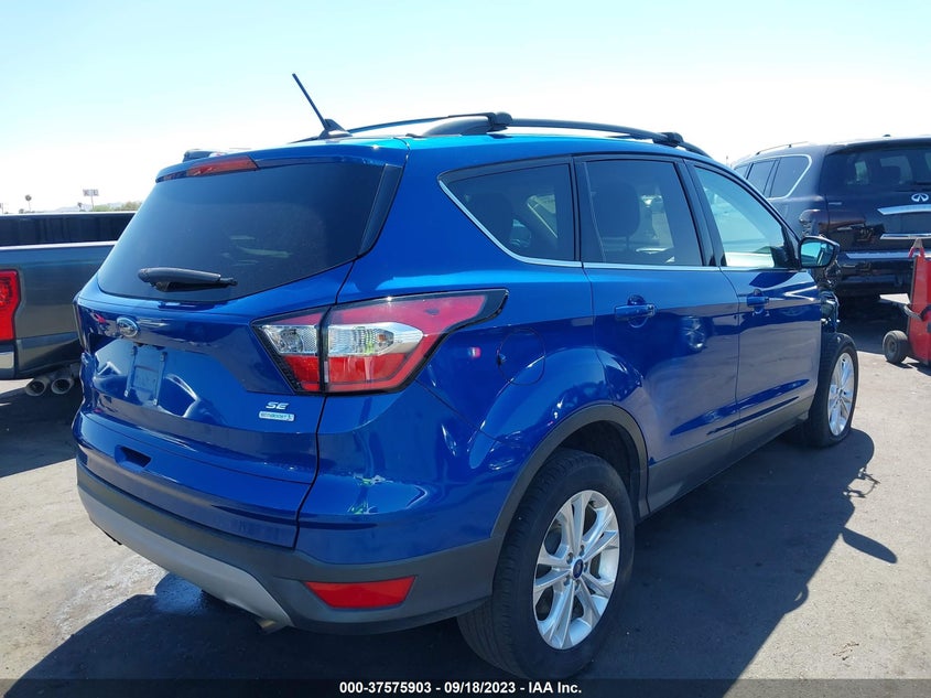 VIN 1FMCU0GD4JUA03337 2018 FORD ESCAPE SE