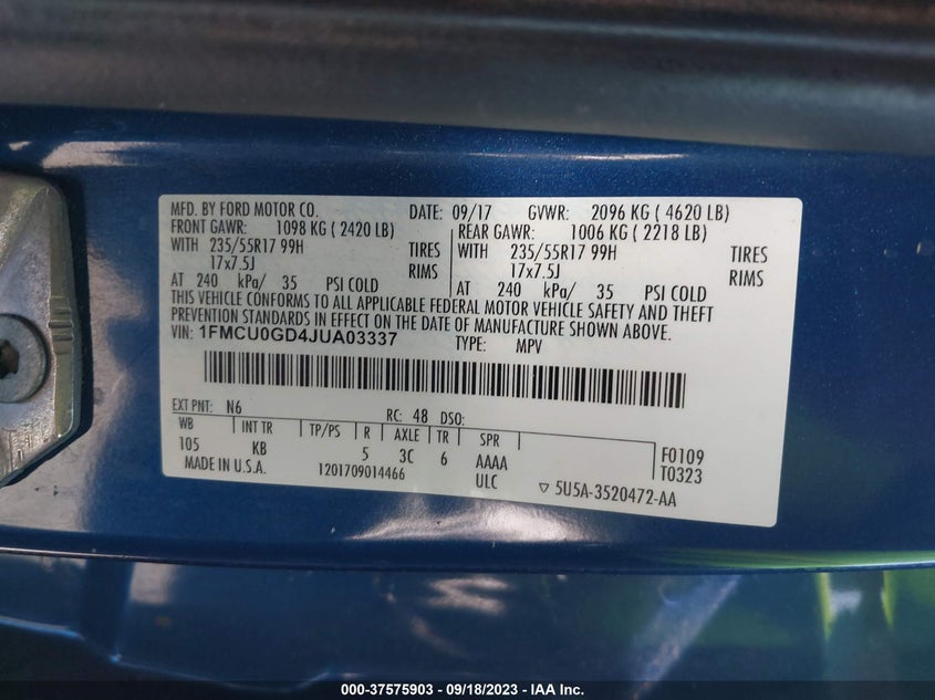 VIN 1FMCU0GD4JUA03337 2018 FORD ESCAPE SE