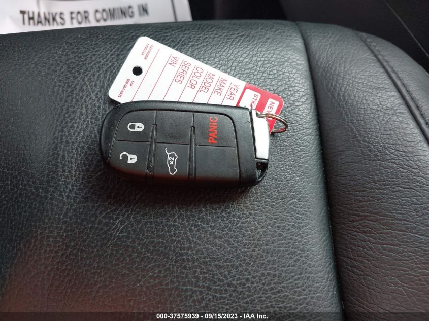 2018 DODGE DURANGO SXT - 1C4RDHAG2JC384854