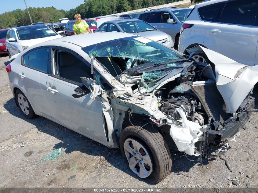 2015 KIA FORTE LX - KNAFK4A64F5295689
