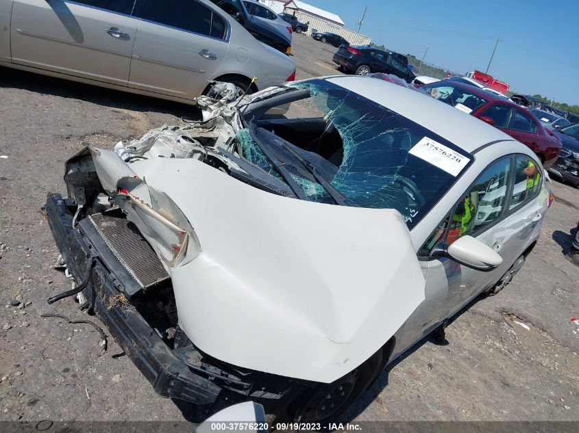 2015 KIA FORTE LX - KNAFK4A64F5295689