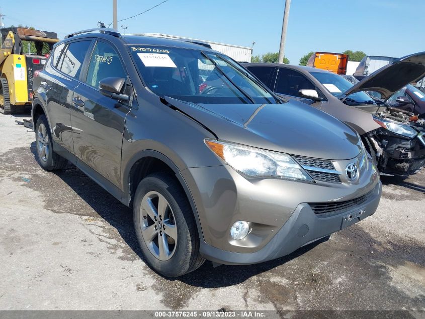 2015 TOYOTA RAV4 XLE - JTMWFREV0FD054420