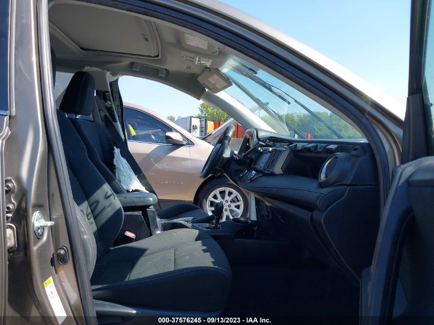 2015 TOYOTA RAV4 XLE - JTMWFREV0FD054420