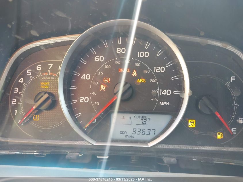 2015 TOYOTA RAV4 XLE - JTMWFREV0FD054420