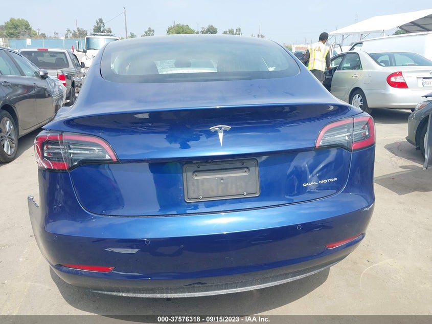 VIN 5YJ3E1EBXLF711063 2020 TESLA MODEL 3
